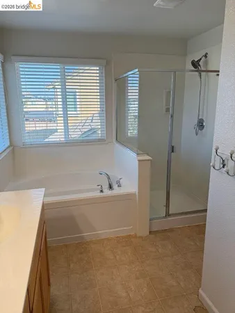 $3,800 | 236 Cogburn Way, Vacaville, CA 95687