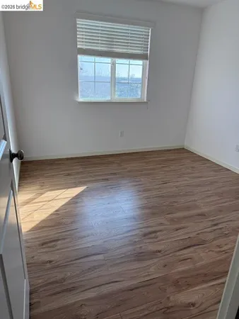 $3,800 | 236 Cogburn Way, Vacaville, CA 95687