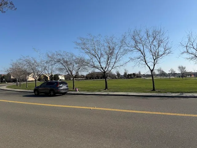 $3,800 | 236 Cogburn Way, Vacaville, CA 95687