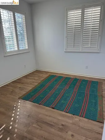 $3,800 | 236 Cogburn Way, Vacaville, CA 95687