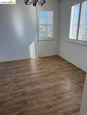 $3,800 | 236 Cogburn Way, Vacaville, CA 95687