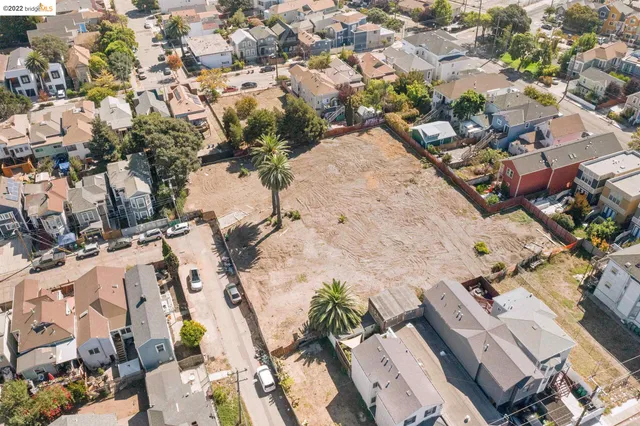 $2,500,000 | 1771 Chase Street, Oakland, CA 94607