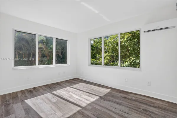 $1,950 | 1630 Southwest 10th Street, Unit 7, Miami, FL 33135