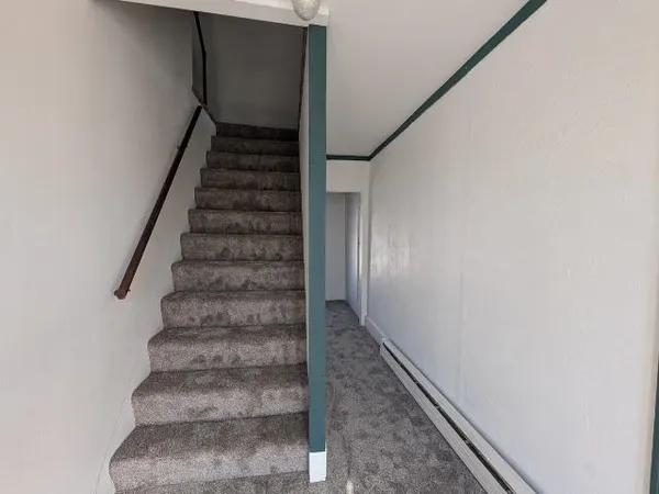 $1,995 | 53 4th Street, Unit B, Dover, NH 03820