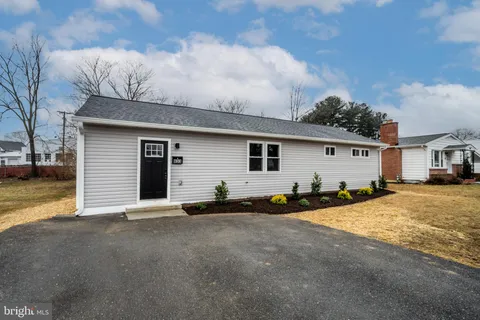 $350,000 | 833 Noland Drive, Hagerstown, MD 21740