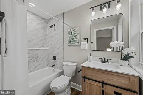 $350,000 | 833 Noland Drive, Hagerstown, MD 21740