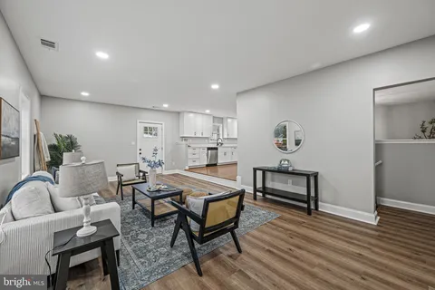 $350,000 | 833 Noland Drive, Hagerstown, MD 21740