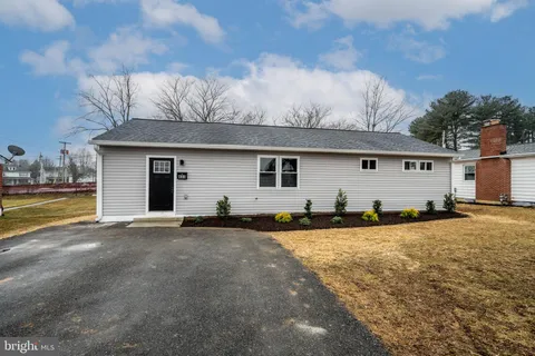 $350,000 | 833 Noland Drive, Hagerstown, MD 21740