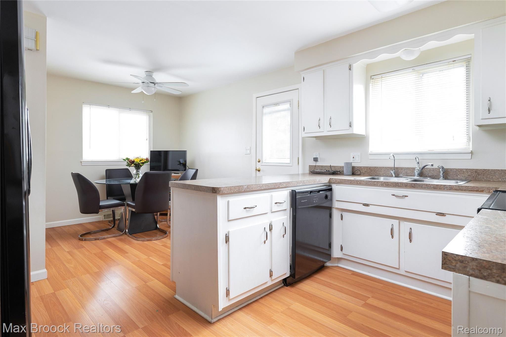 640 South Cranbrook Road Bloomfield Hills, MI 48301 - Photo 10 of 32 Gallery Image 10