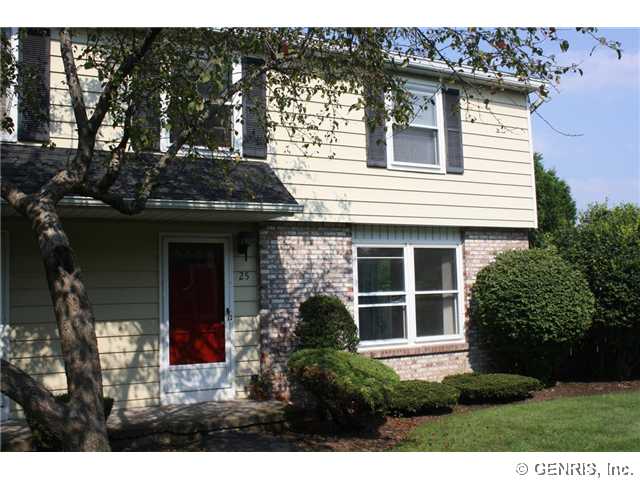 25 Huntsman Way Webster, NY 14580 - Photo 1 of 1 Exterior Front Welcome to 25 Huntsman Way in Summi