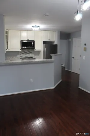 $3,200 | 8 Rose Lane, Unit 2614, Danbury, CT 06811