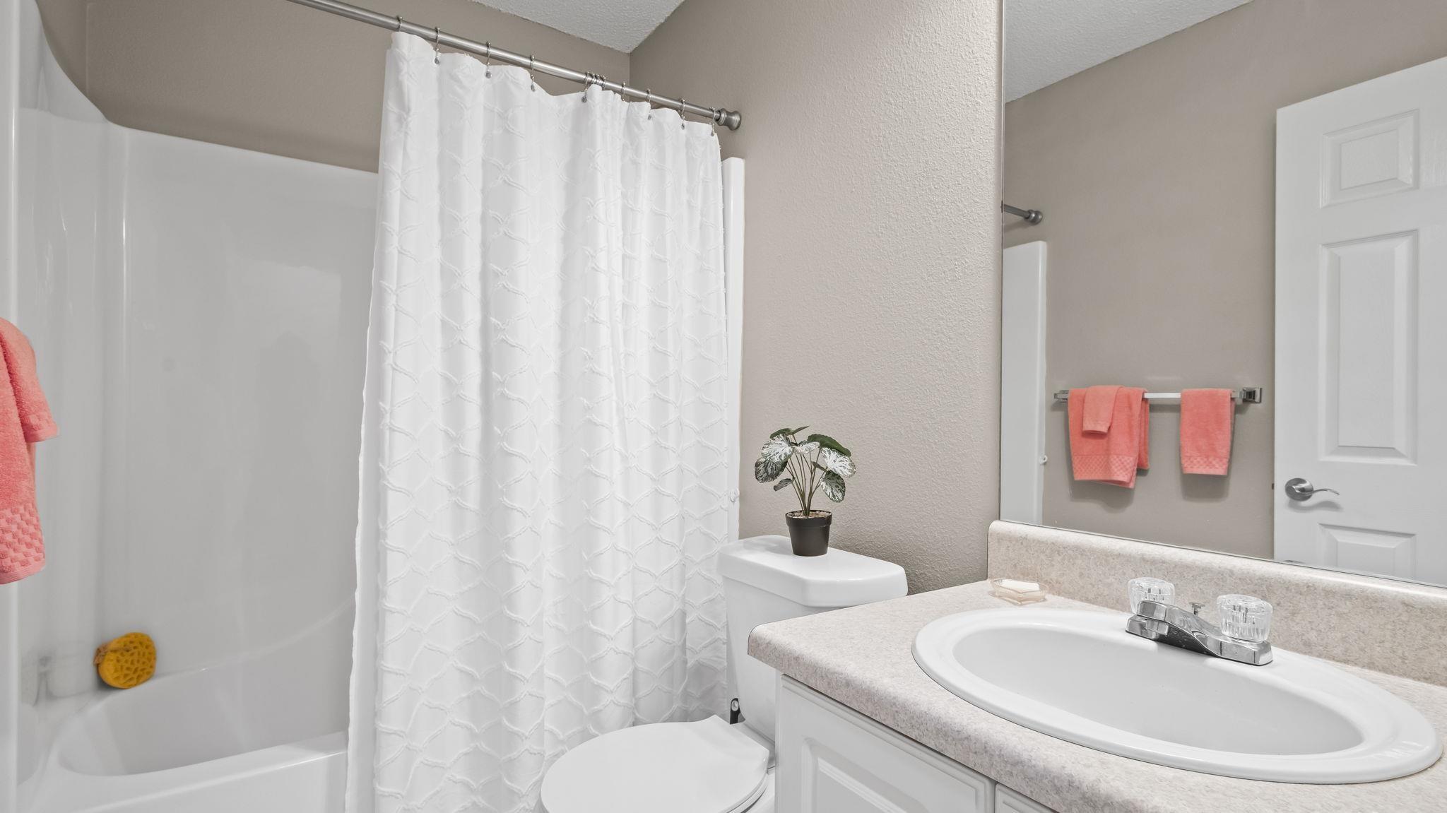 302 Cluster Street Foley, AL 36535 - Photo 28 of 28 Bathroom