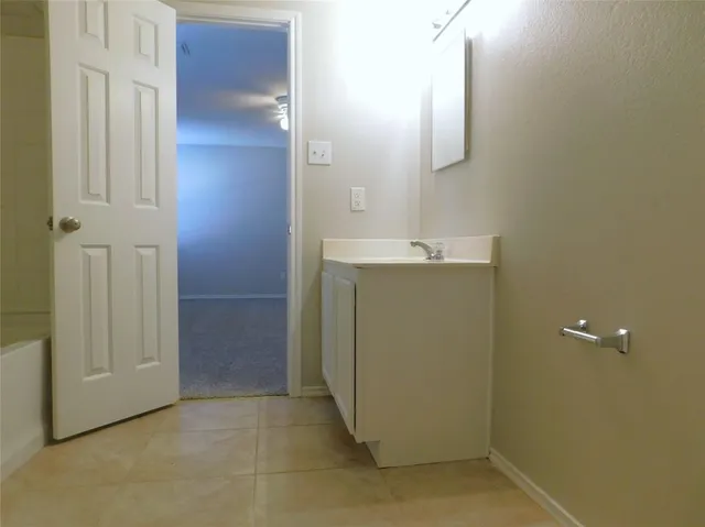 $2,275 | 2628 South Wavecrest Court, Little Elm, TX 75068