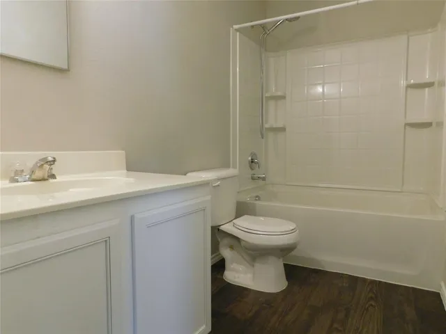 $2,275 | 2628 South Wavecrest Court, Little Elm, TX 75068