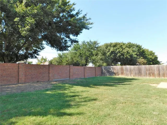 $2,275 | 2628 South Wavecrest Court, Little Elm, TX 75068
