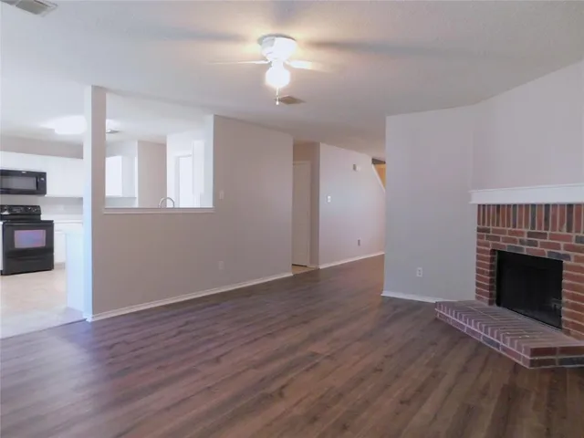 $2,275 | 2628 South Wavecrest Court, Little Elm, TX 75068