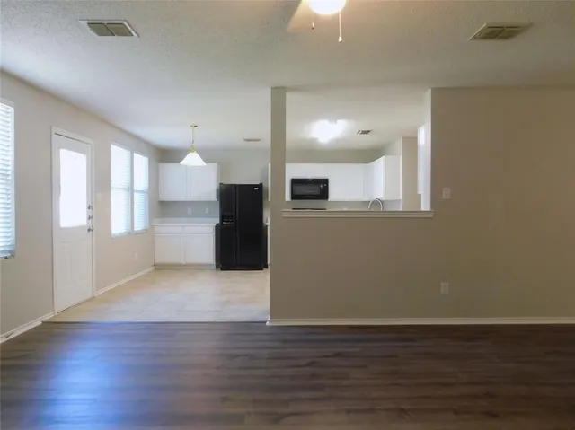 $2,275 | 2628 South Wavecrest Court, Little Elm, TX 75068