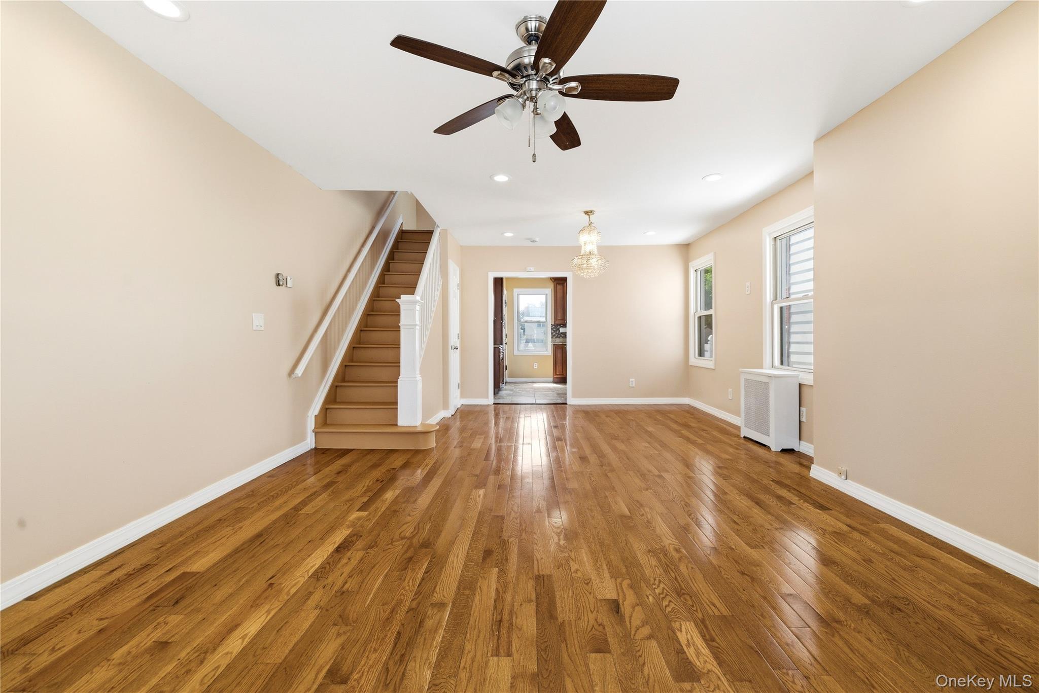 168-14 110th Road Queens, NY 11433 - Photo 6 of 18