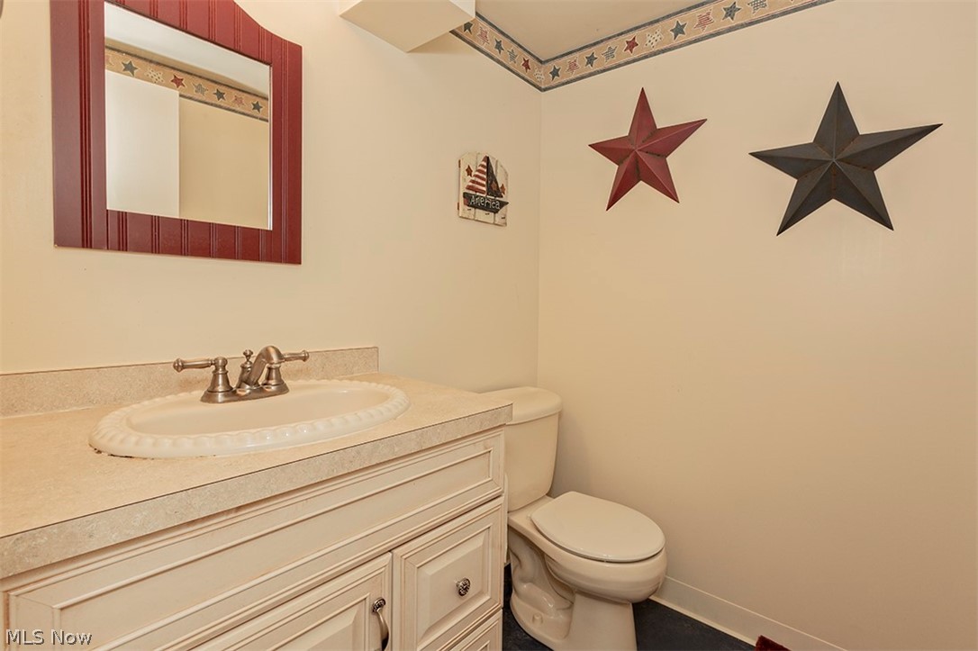 5708 Wellington Road Cleveland, OH 44124 - Photo 26 of 35