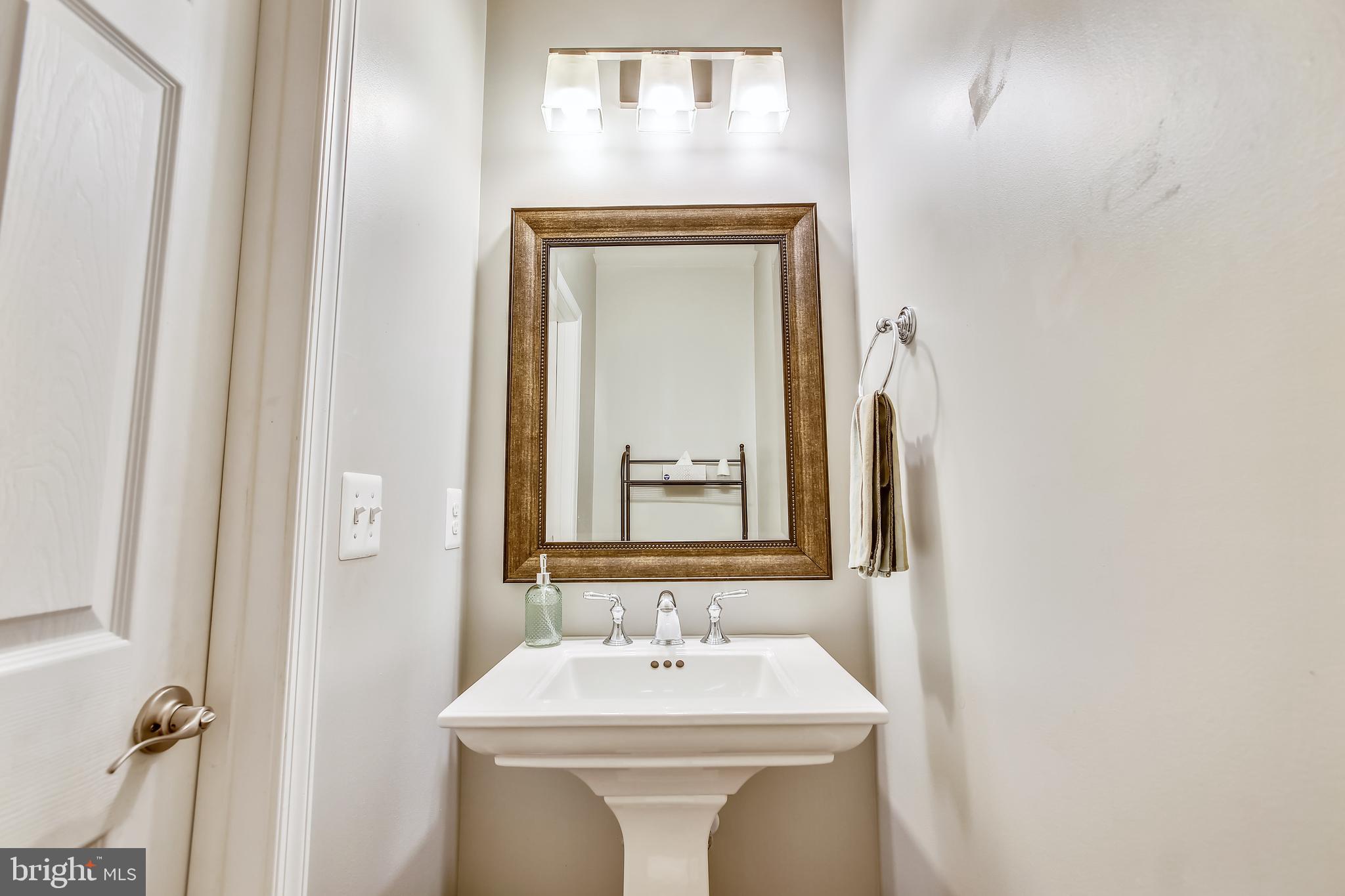 218 20th Street Northeast, Unit 1 Washington, DC 20002 - Photo 12 of 28