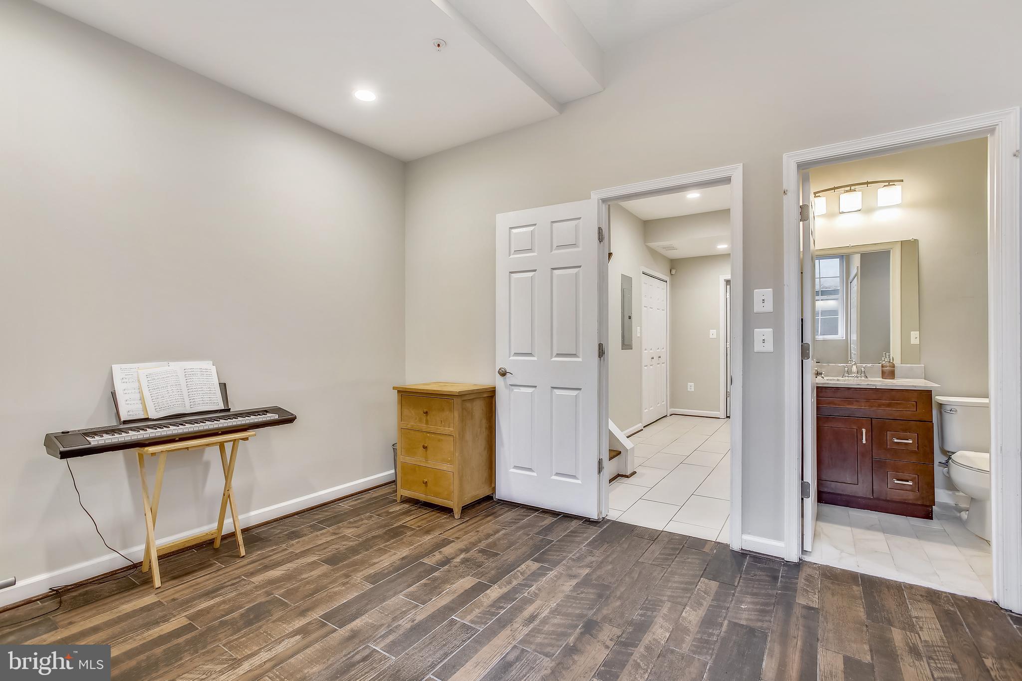 218 20th Street Northeast, Unit 1 Washington, DC 20002 - Photo 22 of 28 2nd bedroom also has an en suite!