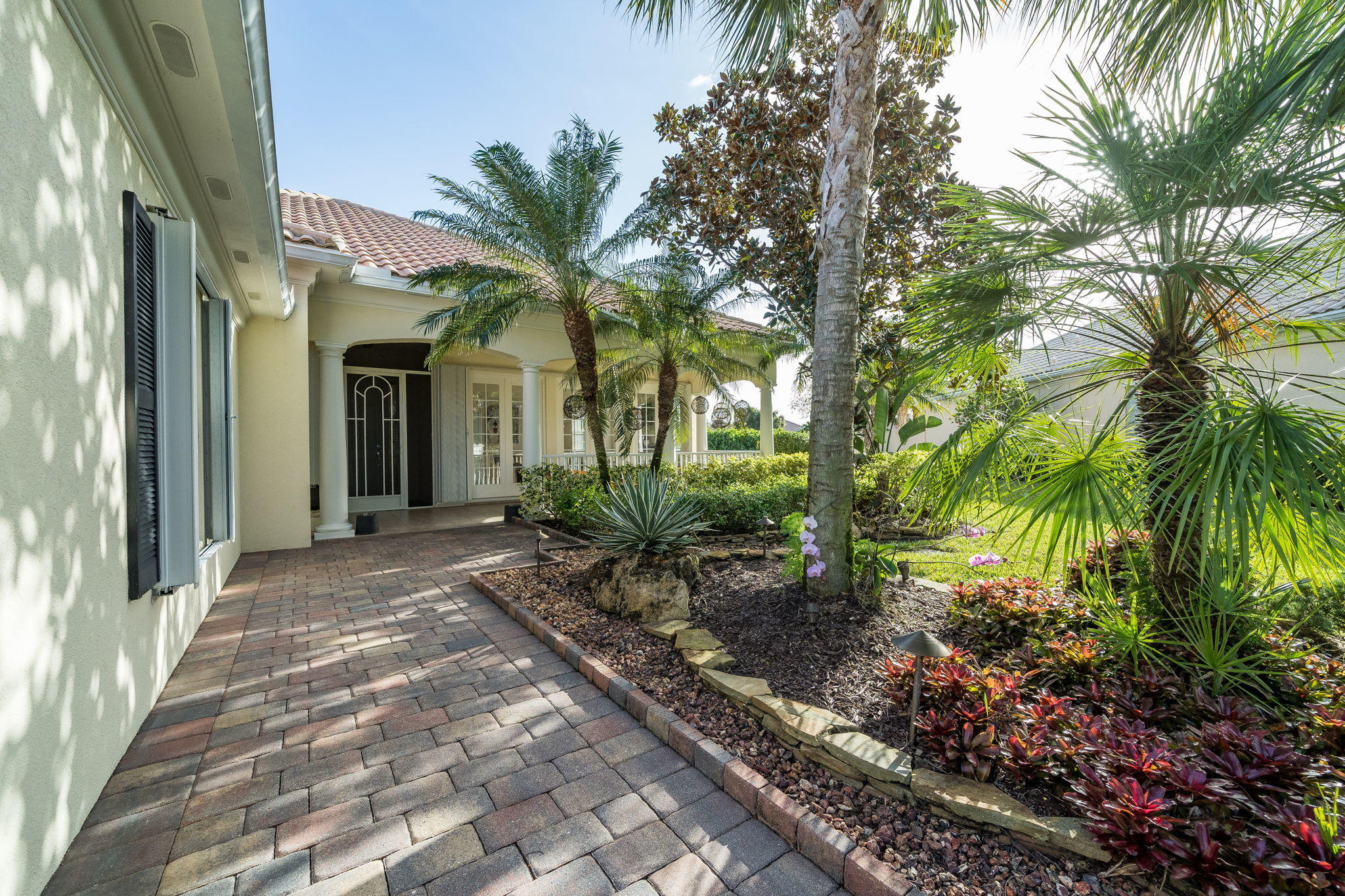 8336 Yorke Road Wellington, FL 33414 - Photo 3 of 47 Front porsh
