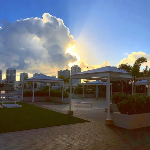 $2,399 | 18061 Biscayne Boulevard, Unit 301, Aventura, FL 33160