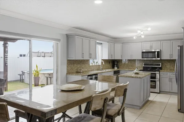 $784,900 | 18811 Northwest 80th Avenue, Hialeah, FL 33015