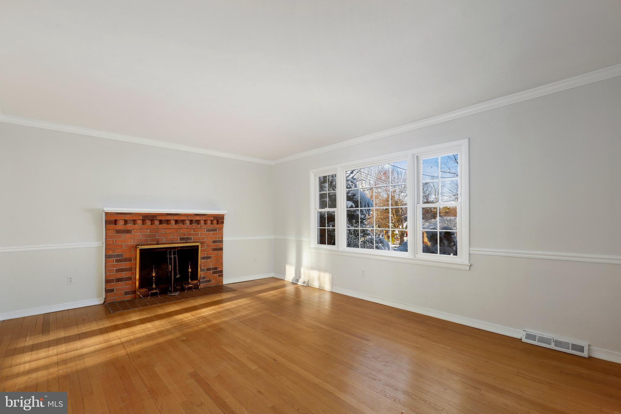 7808 Ontario Road Gainesville, VA 20155 - Photo 5 of 42 Gallery Image 5