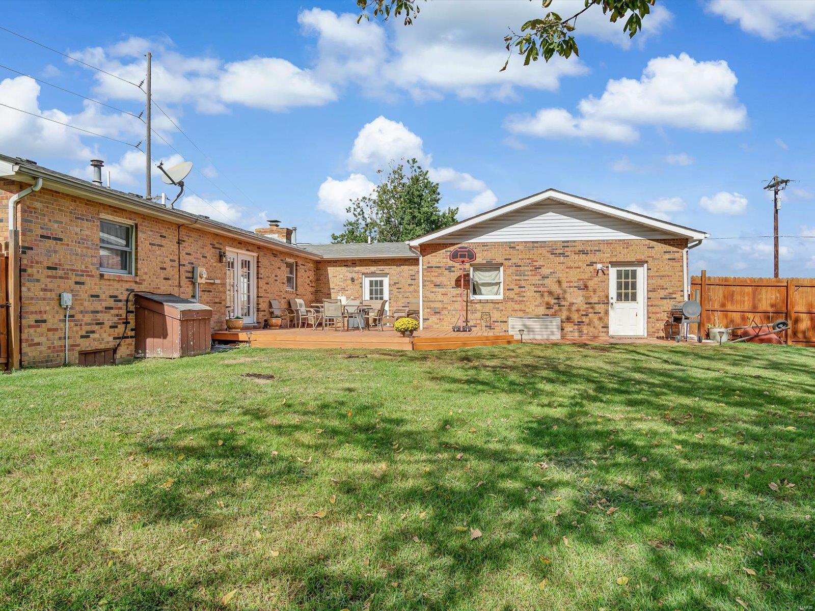 8408 Country Lane Troy, IL 62294 - Photo 24 of 25