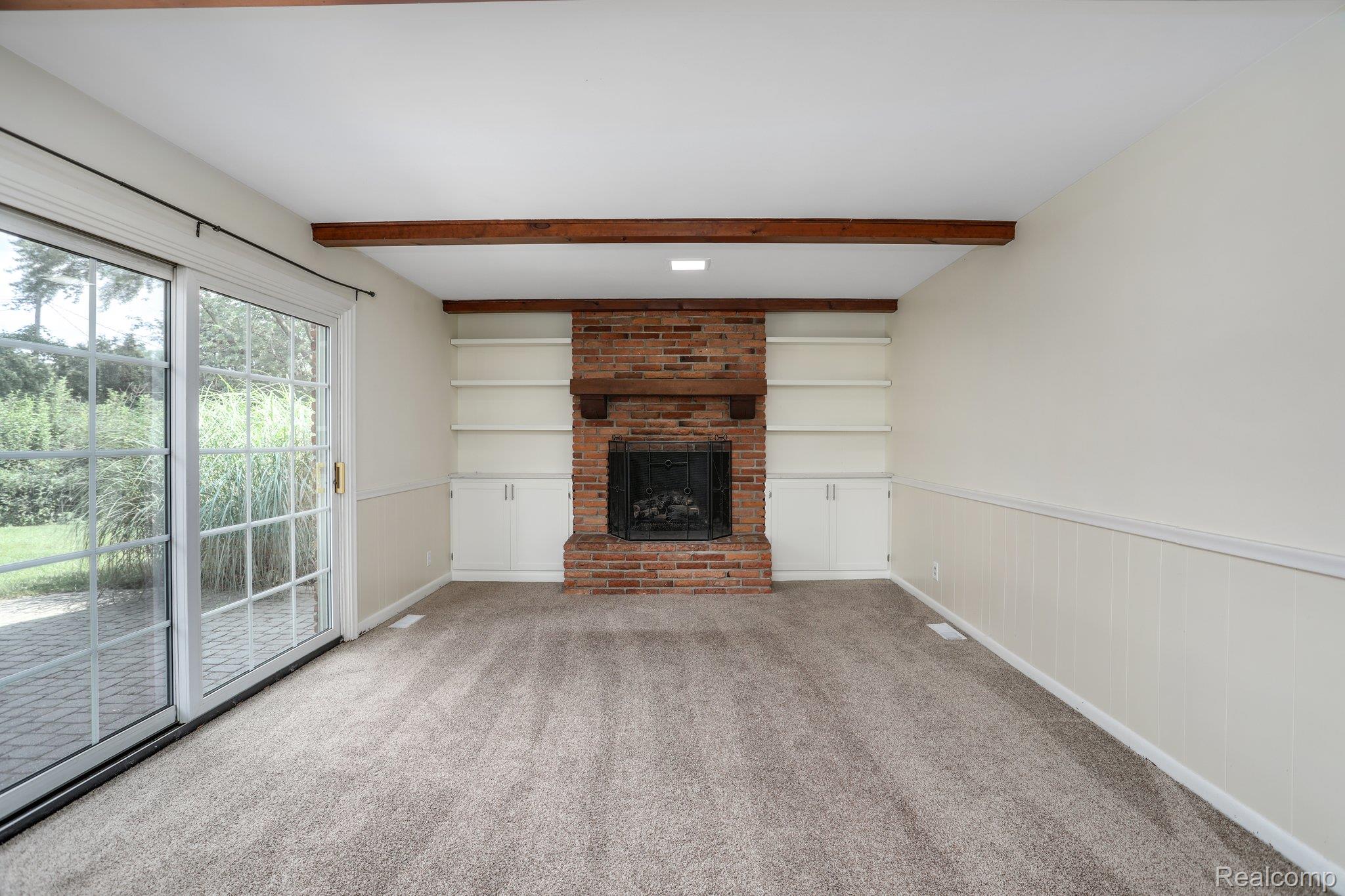 4259 Wendell Road West Bloomfield, MI 48323 - Photo 16 of 39 15.jpg