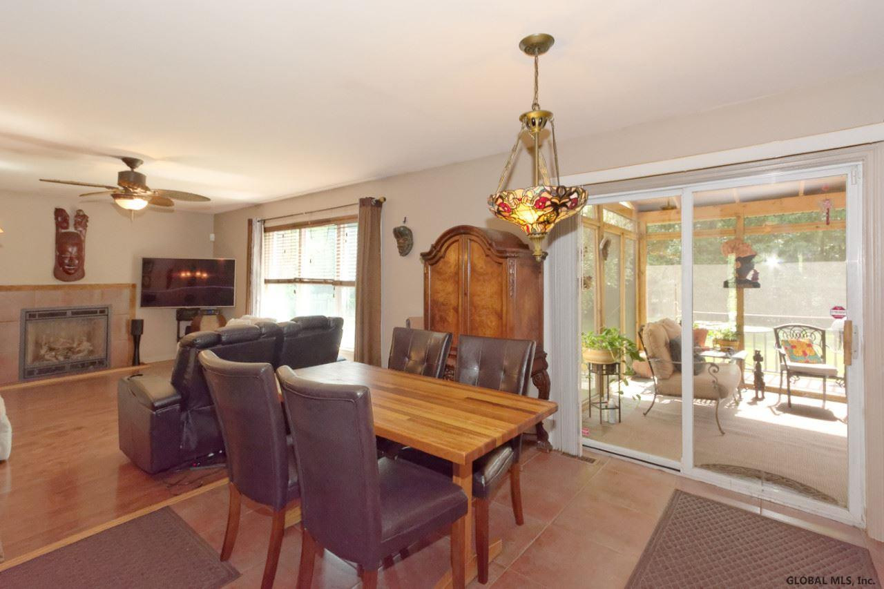 13 Wing Road Rexford, NY 12148 - Photo 5 of 22 Photo 5