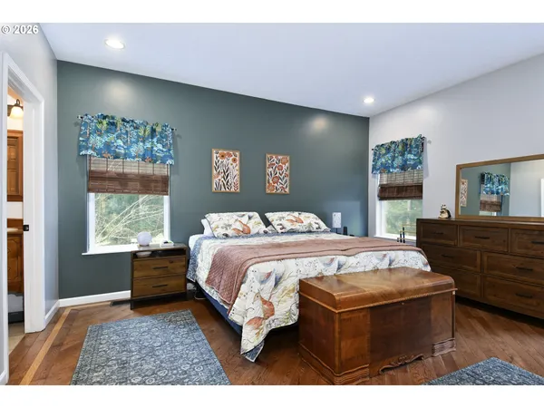 $900,000 | 26840 South Skinner Road, Estacada, OR 97023
