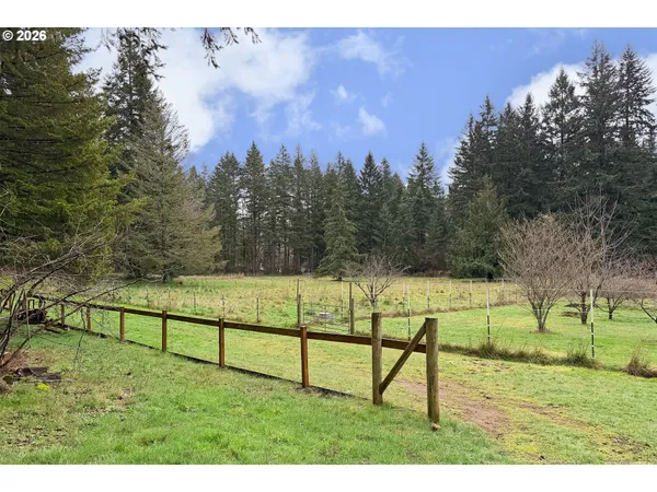 $900,000 | 26840 South Skinner Road, Estacada, OR 97023