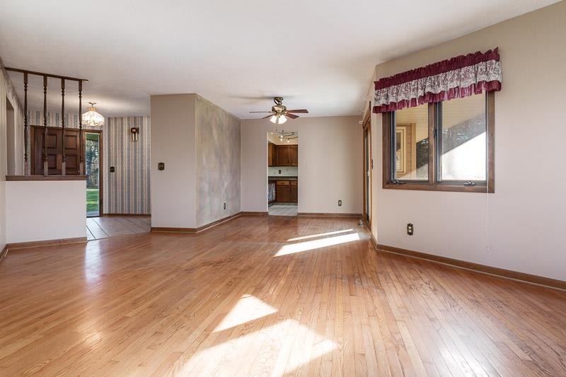 1920 Yale Bridge Road South Beloit, IL 61080 - Photo 12 of 44