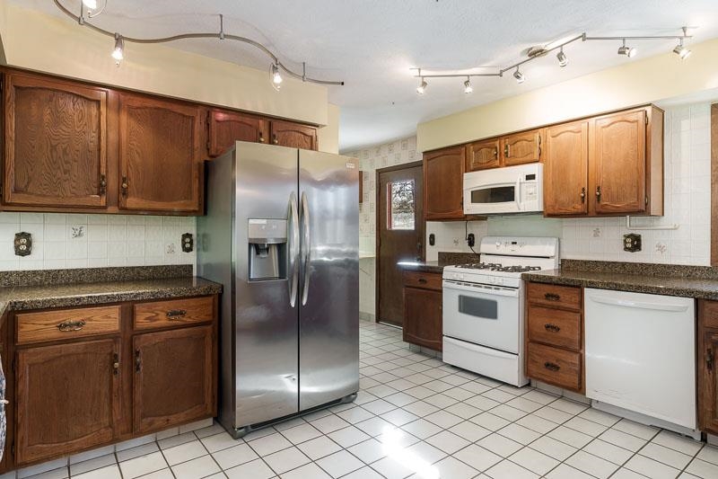 1920 Yale Bridge Road South Beloit, IL 61080 - Photo 18 of 44