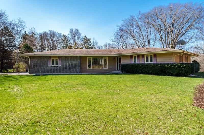 1920 Yale Bridge Road South Beloit, IL 61080 - Photo 2 of 44