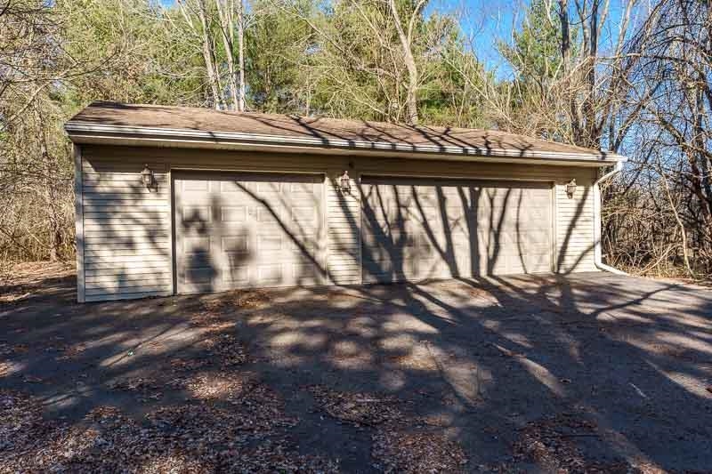 1920 Yale Bridge Road South Beloit, IL 61080 - Photo 4 of 44