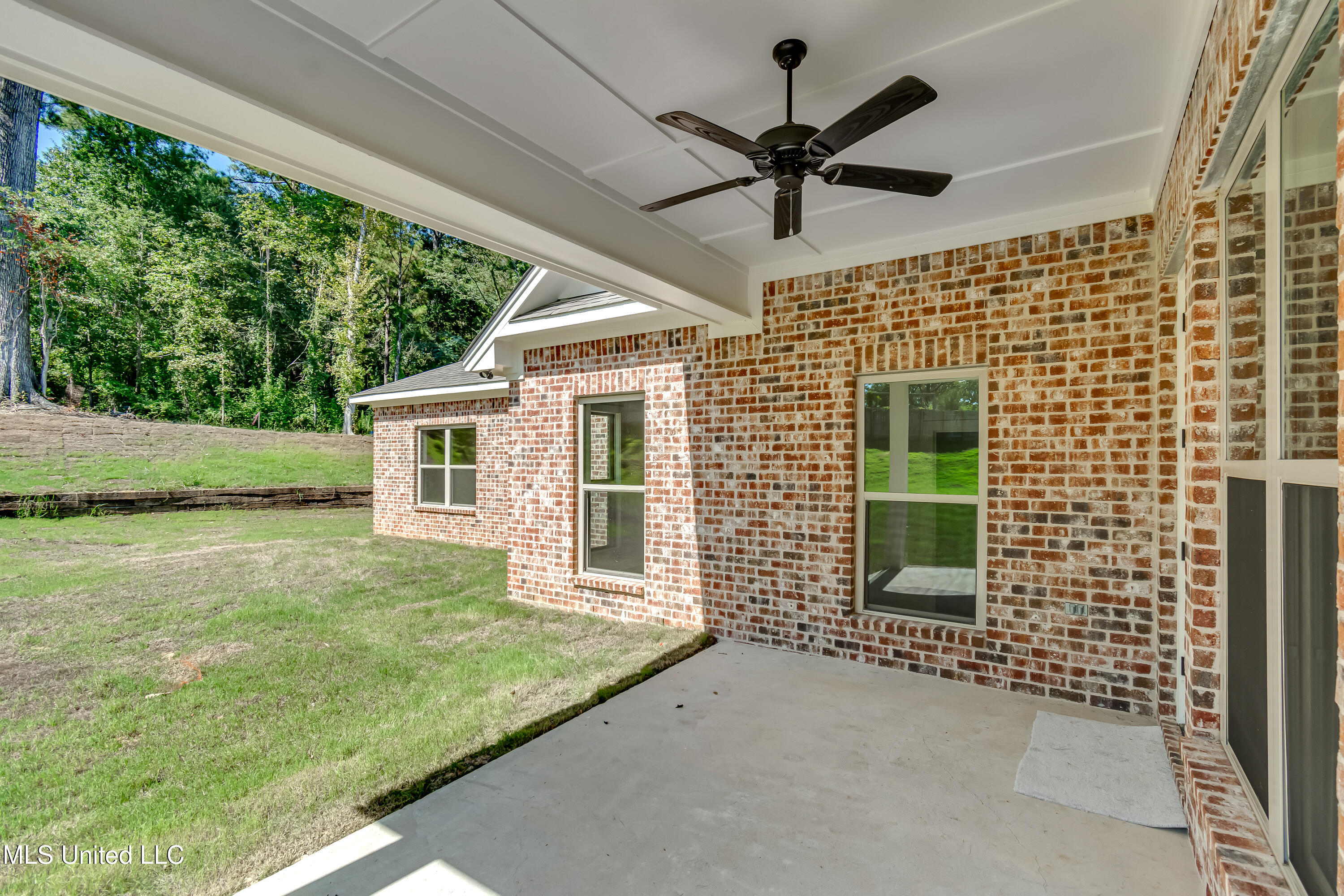 611 Cobalt Way Brandon, MS 39042 - Photo 18 of 54 611 Cobalt Way-10