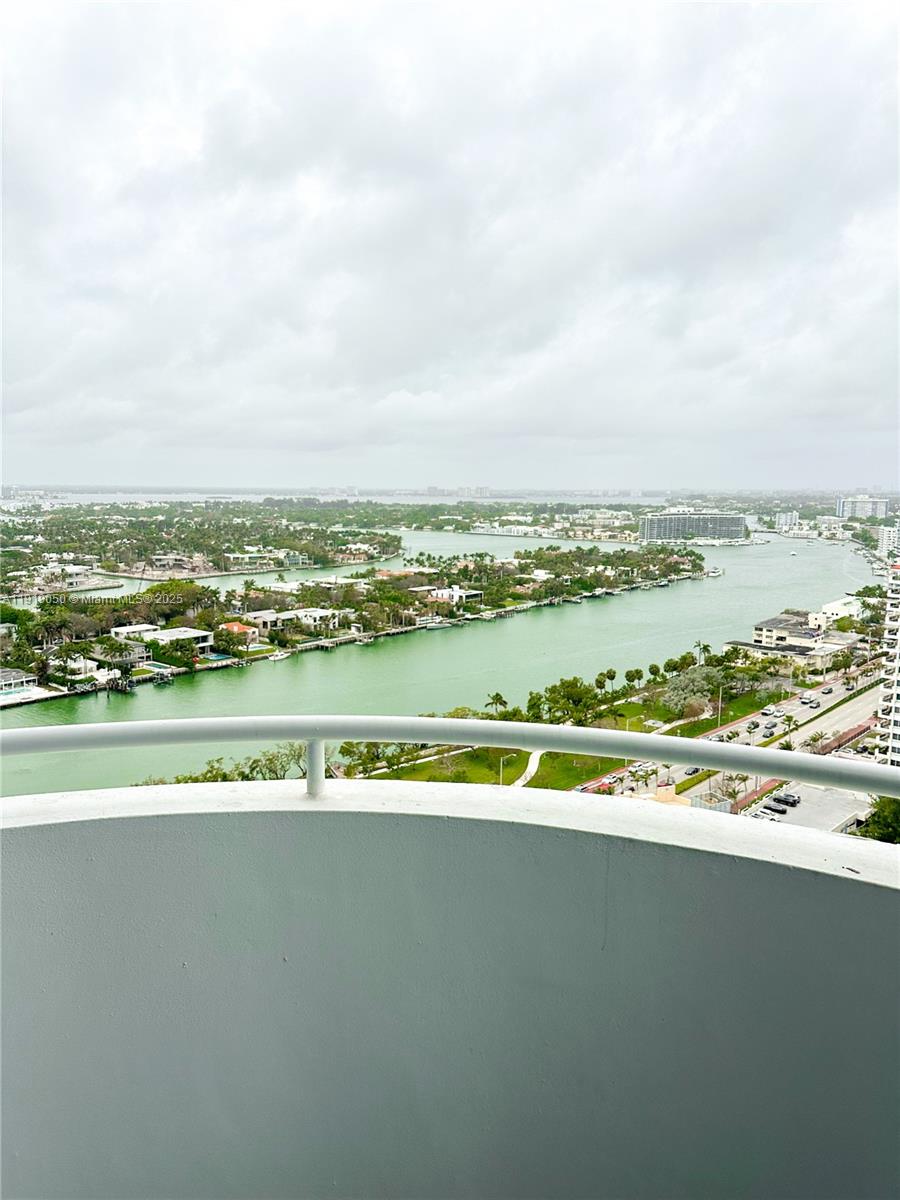 6301 Collins Avenue, Unit 2707 Miami Beach, FL 33141 - Photo 20 of 38 view of city and ocean