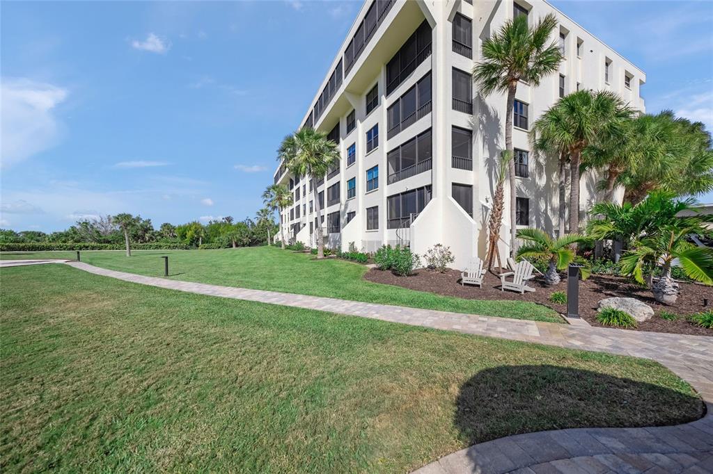 5740 Midnight Pass Road, Unit 104F Sarasota, FL 34242 - Photo 33 of 95 Gallery Image 33