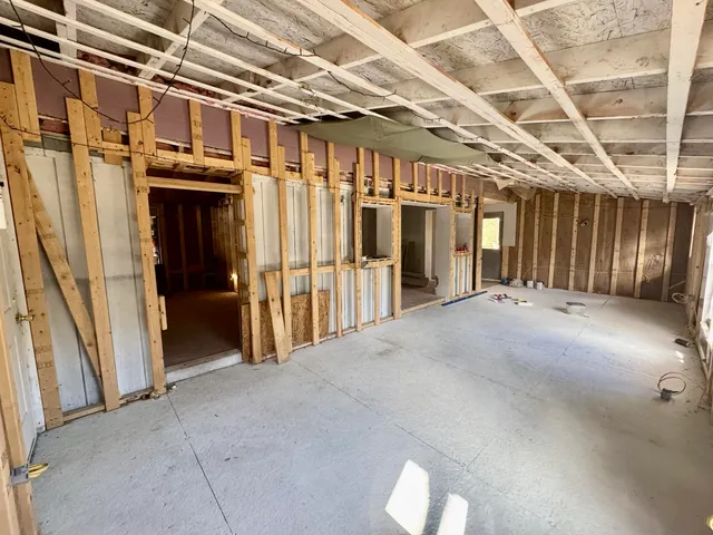 $99,900 | 20 Oake Lane, Howland, ME 04448