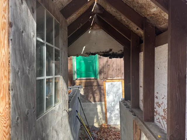 $99,900 | 20 Oake Lane, Howland, ME 04448