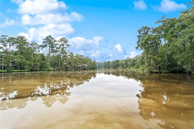 $1,500 | 18061 Three Rivers Road, Covington, LA 70433