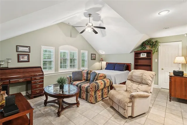 $1,500 | 18061 Three Rivers Road, Covington, LA 70433