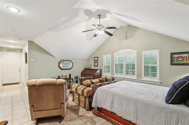 $1,500 | 18061 Three Rivers Road, Covington, LA 70433