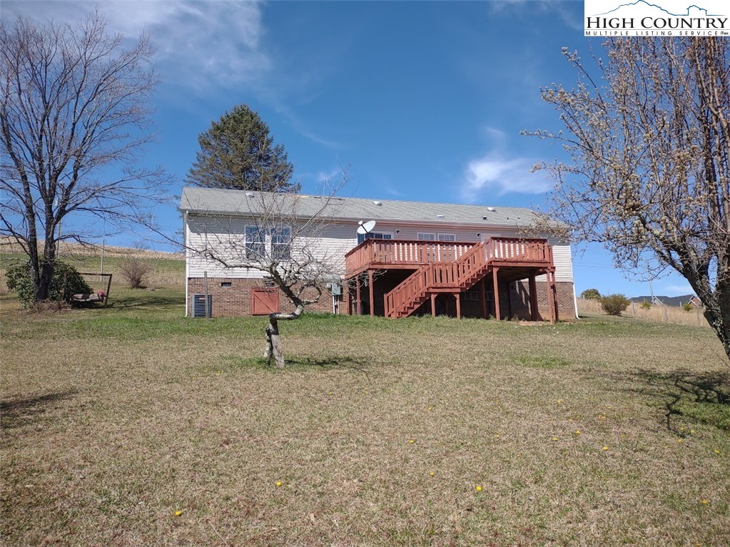 1407 Barrett Road Ennice, NC 28623 - Photo 2 of 24