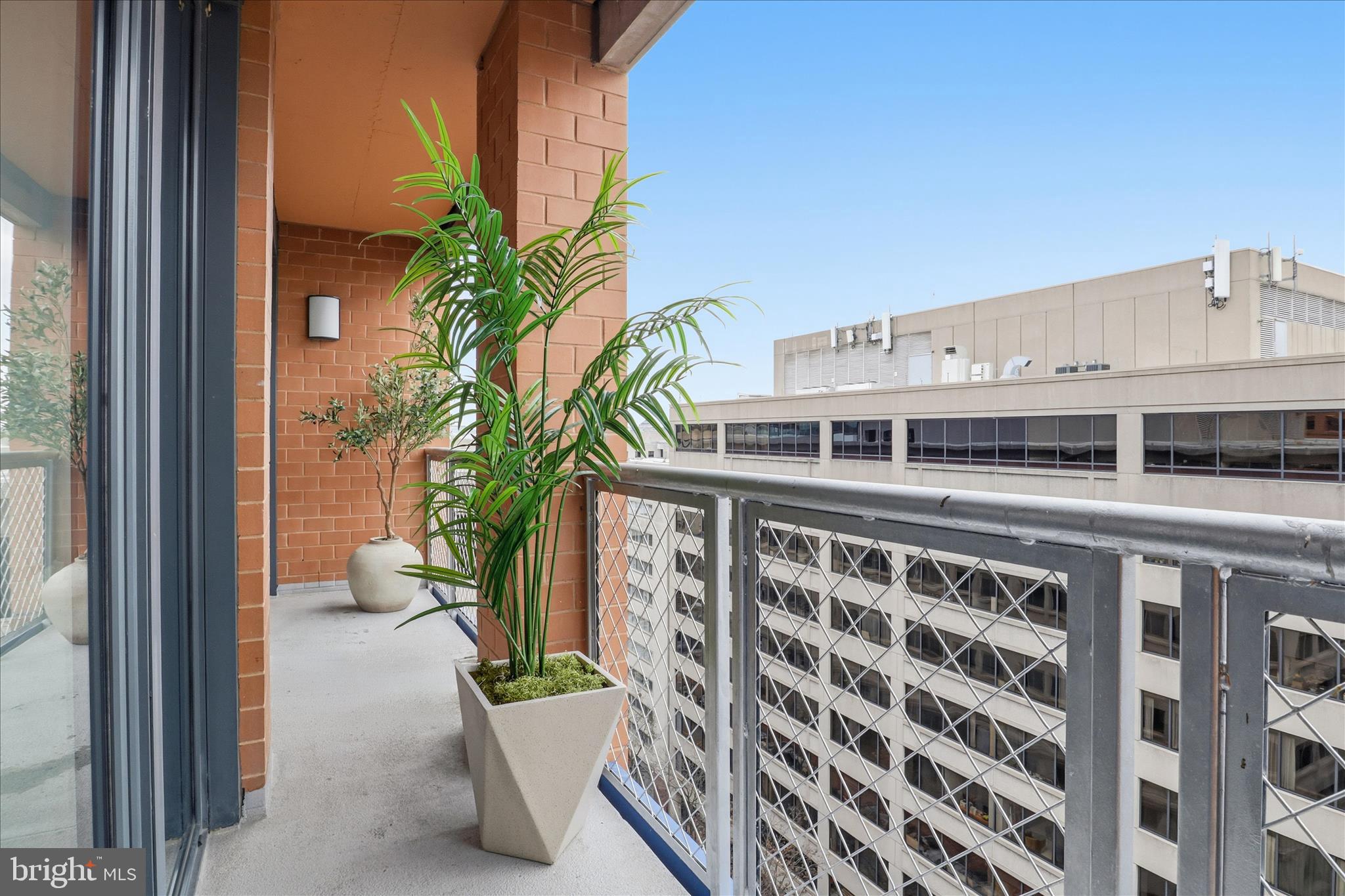 631 D Street Northwest, Unit 1227 Washington, DC 20004 - Photo 12 of 58