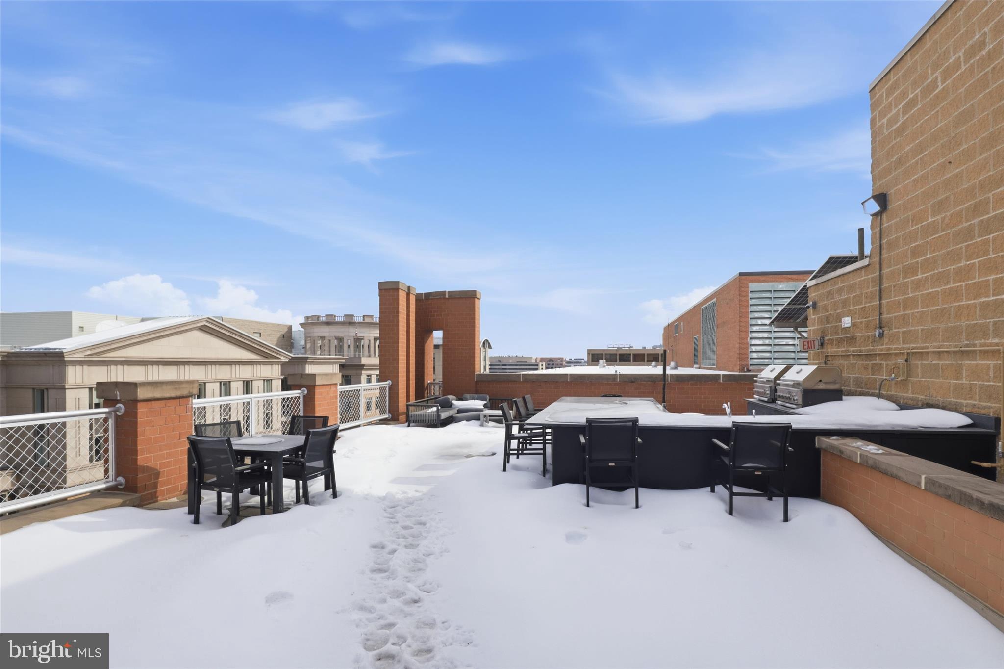 631 D Street Northwest, Unit 1227 Washington, DC 20004 - Photo 57 of 63 a view of a terrace with sitting area