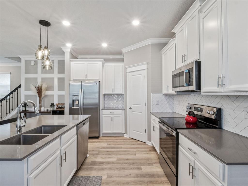 1373 Williams Road Winter Garden, FL 34787 - Photo 7 of 44